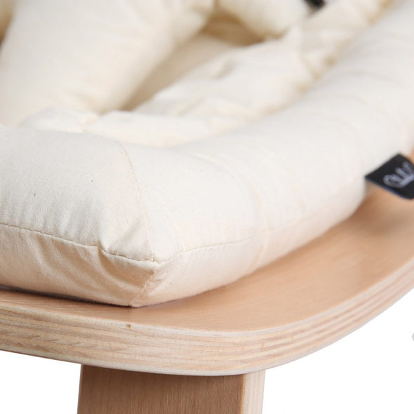 Charlie Crane Levo Baby Rocker White