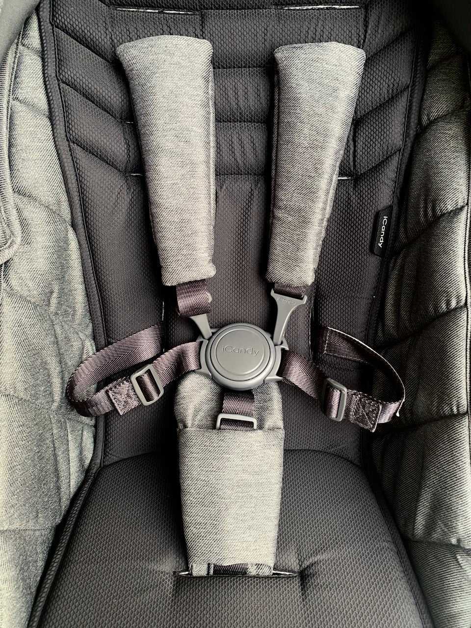 Peach 2018 Seat Liner - Black